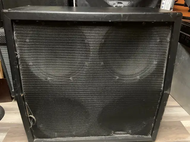 Ibanez  4x12 Guitar Speaker Cab - Black in Amps & Pedals in North Bay - Image 5