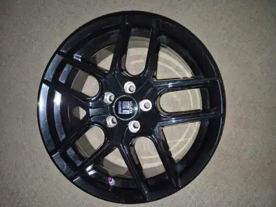 18 Inch Black Alloy Rims (5-114.3) for sale. In very good condition as only used one winter season (...