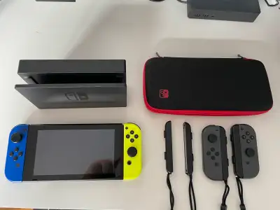 Console Nintendo Switch, View more
