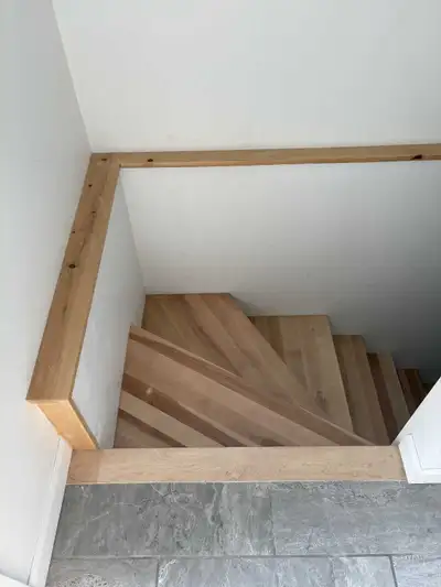 DISPONIBLE DÈS MAINTENANT ! 5 1/2 sous-sol propre situé à Trois-Rivières dans le haut du Cap de la M...