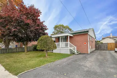 Bright and spacious 1-bedroom plus den legal basement apartment in one of Whitby's most desirable ne...