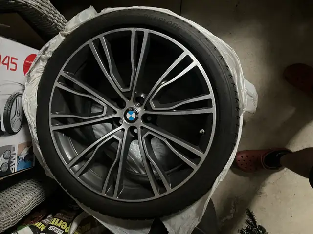 21 inch OEM Rims.  set of 4 with tires. . X3/X4 BMW in Tires & Rims in Hamilton - Image 6