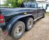1996 8Ton with Frieghtliner Tag axle and air bags setup