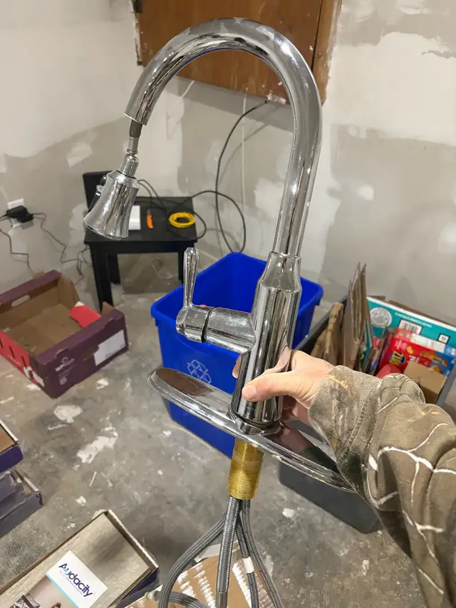 kitchen faucet in Bathwares in Saint John - Image 2