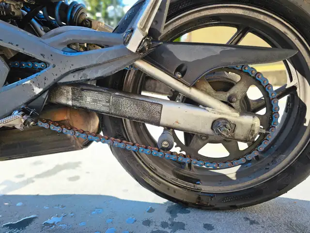 2007 Kawasaki Ninja 650R in Sport Bikes in North Shore - Image 9