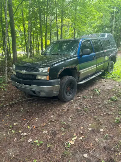 Parting out 2003 duramax 4x4 body is shot besides the front bumper and grille. Lots of good parts av...