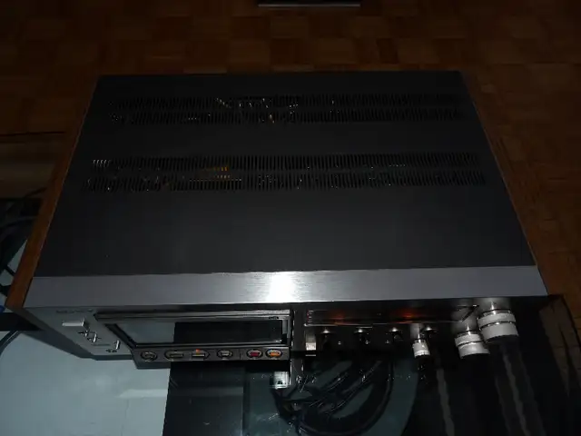 Sony EL-5 Elcaset cassette deck, CONSIDERING TRADES in Stereo Systems & Home Theatre in Gatineau - Image 3