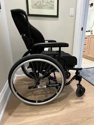 The Litestream XF LTD is designed as an ultra-light manual wheelchair that combines the performance...