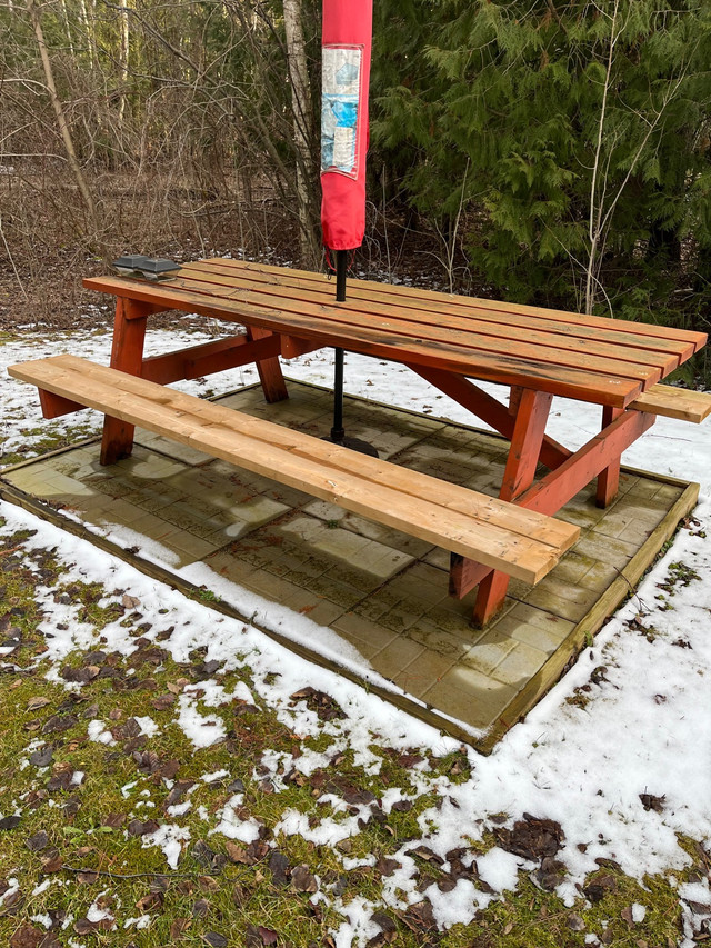 8’ picnic table in Patio & Garden Furniture in Barrie