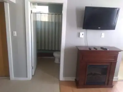 2 Bedroom. Security building. In Saint John for a shutdown ? work term ? ,course ? Welcome to your t...
