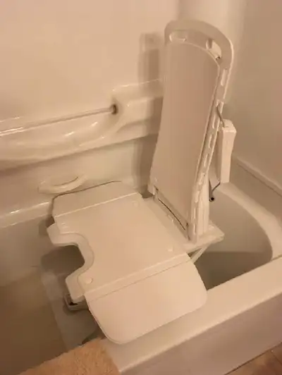 Chaise de bain élévatrice Drive Devilbiss Bellavita, View more