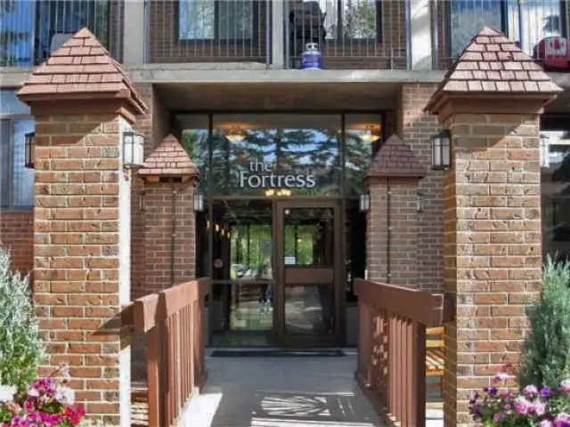 LOWEST Price ever: Dalhousie - Bi-Level, 2 Bdrm,14th&15th