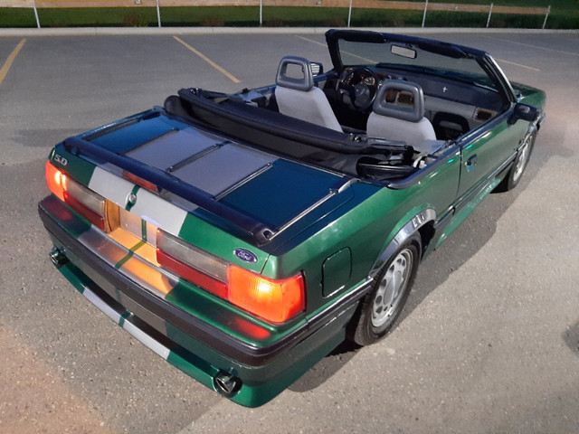 1988 Ford 5.0 Mustang Foxbody Convertible - 5 Speed in Classic Cars in Regina