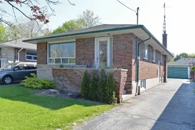 3 Bed Basement Unit in Scarborough ( near Bluffs)