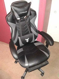 Computer gaming chair with massage