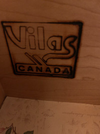 70's Vilas Dresser