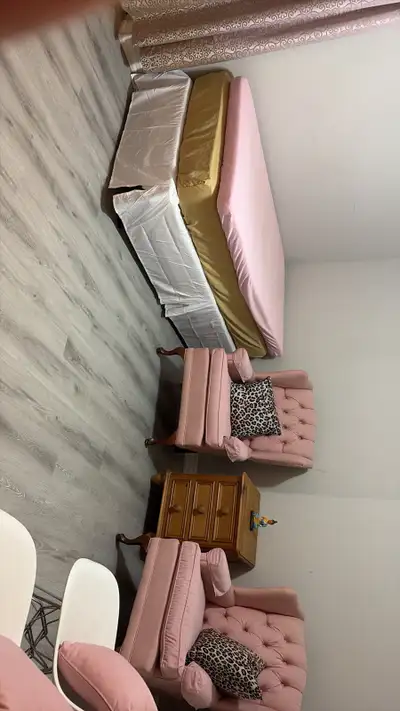 Basement Room for Rent from Nov 1st – Separate Entrance A clean and comfortable basement room availa...