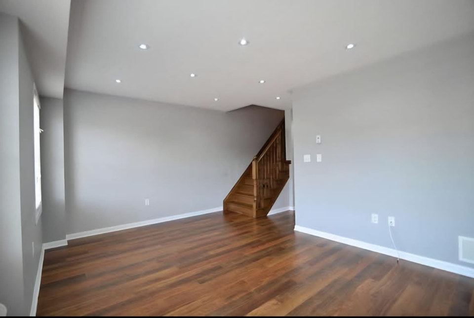 Townhouse for rent near Mt Pleasant Go Brampton 2