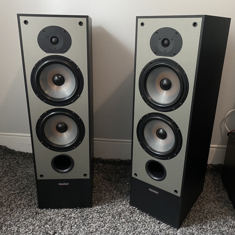 PENDING Paradigm 9se Mk3 Speakers Speakers City of Halifax Kijiji
