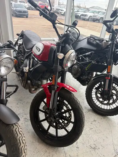 2017 Ducati Scrambler Icon Ducati Red The Scrambler Icon is the starting point from which to express...