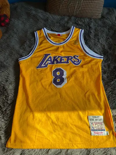 Get your hands on this Mitchell and Ness Kobe Bryant #8 Lakers jersey, size large, in great conditio...