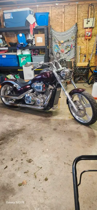 Well maintained Honda VXT 1300. Fat tire conversion, rim and tire package, raked frontend. Sharp loo...