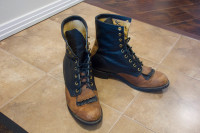 CANADA WEST BOOTS ladies lace up boots, size 9C