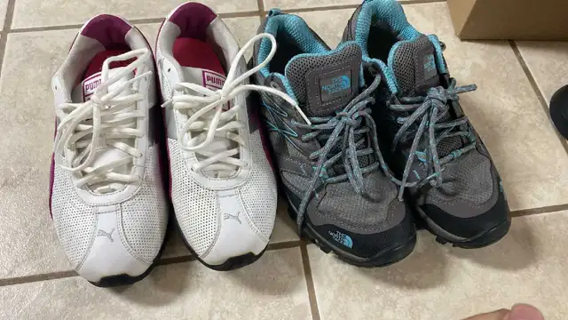 women size 8 running shoes or sneakers in Women's - Shoes in Windsor Region - Image 2