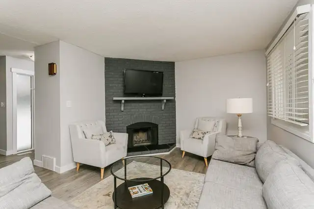 Near Century Park LRT Edmonton 2nd Floor furnished bdrm for rent