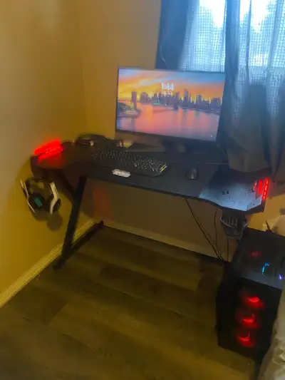 LED gaming desk. Comes with remote. Powered by usb cable.