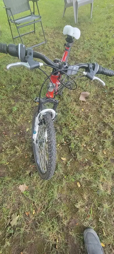 CCM Vandal Full Suspension Mountain Bike, 26-in, View more