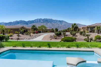 Palm Springs Vacation Rental — Gated Golf & Country Club ⛳️ , View more