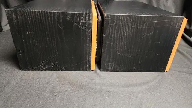 Tannoy Mercury M1 Cherry  Bookshelf Speakers in Speakers in Ottawa - Image 9