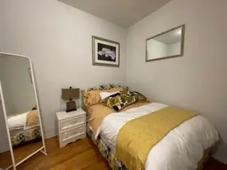 Chambre à louer pour le 1er aout 600 / Room to rent for August 1