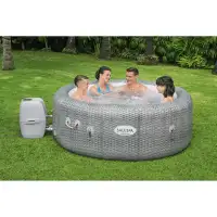 SaluSpa Honolulu 6-Person Inflatable Hot Tub 