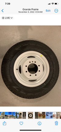 2022 Ford EF450 Motorhome Tire and Rim