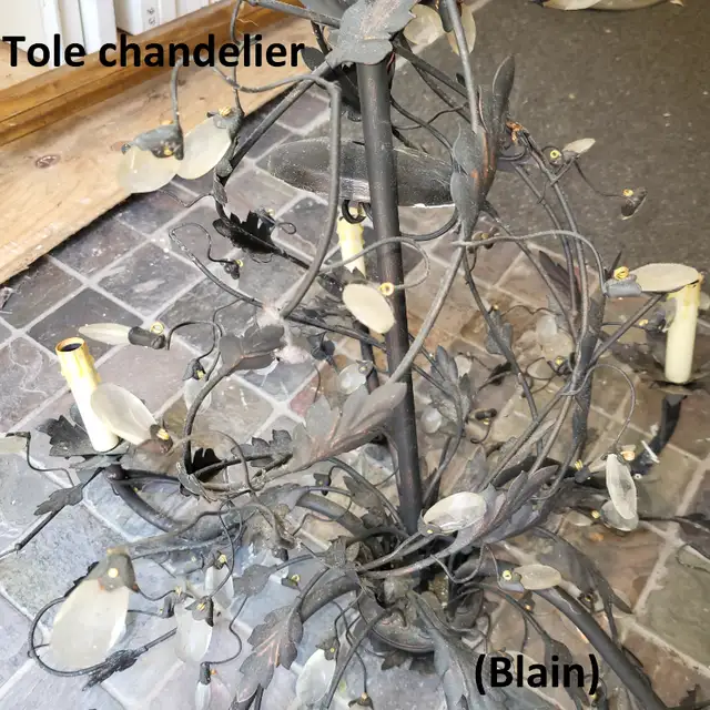 Vintage Tole Chandelier + Light Set - All Black, Frosted Crystal in Indoor Lighting & Fans in Markham / York Region - Image 4