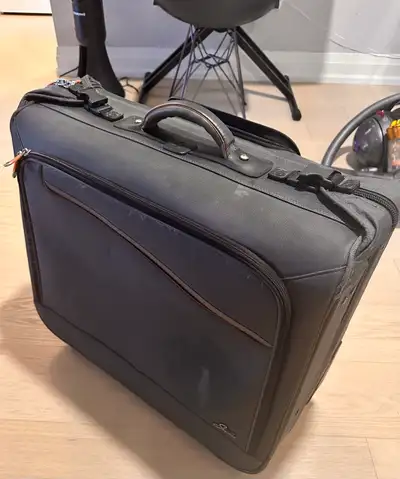 1,022 ads for used luggage in Buy & Sell in Toronto (GTA) | Kijiji