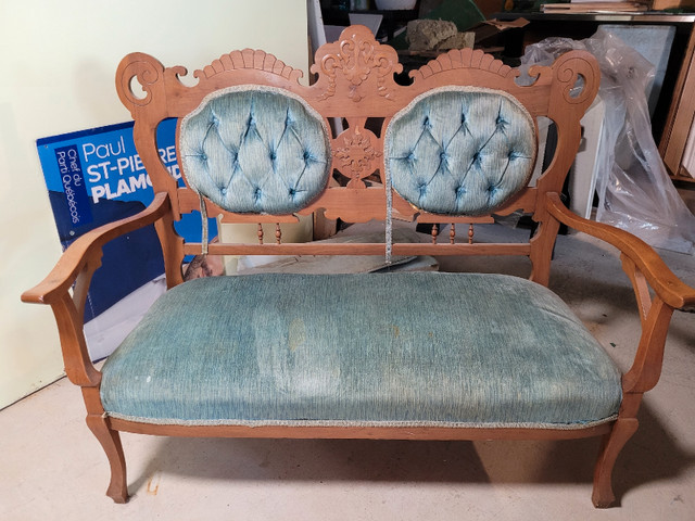 Ensemble fauteuil antique dans Sofas et futons  à Longueuil/Rive Sud - Image 2