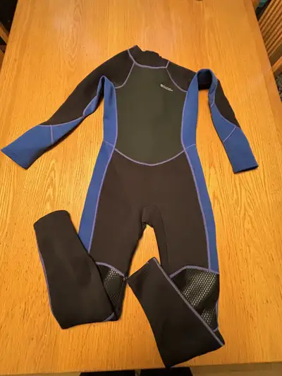 Mountain Warehouse 11-12yrs Wet Suit, View more