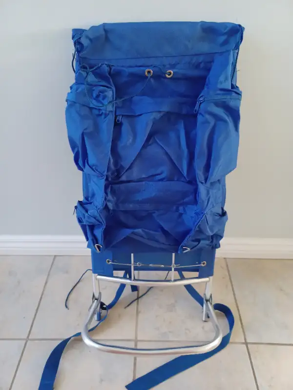 Skyline Travel Backpack in Fishing, Camping & Outdoors in Oakville / Halton Region - Image 5