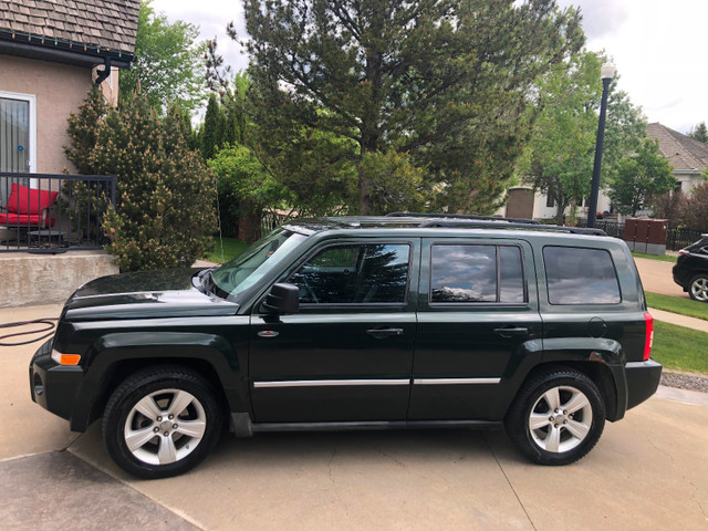 2010 Jeep Patriot 4x4 in Cars & Trucks in St. Albert - Image 2