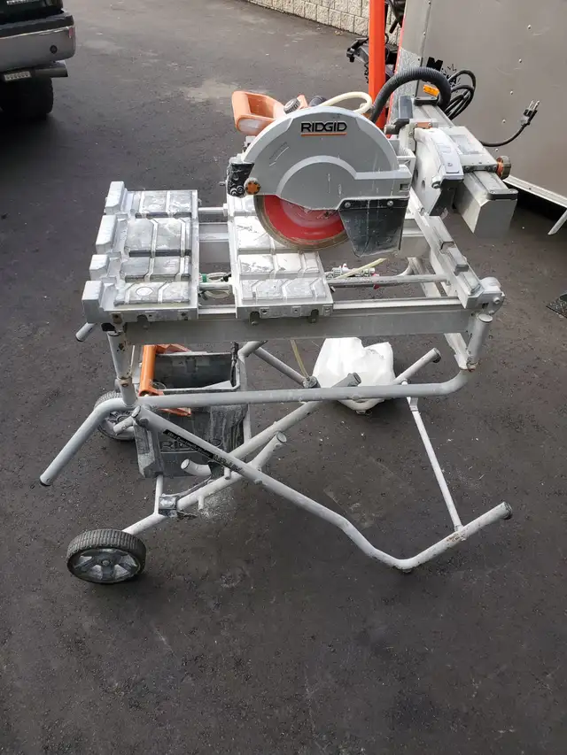 10" Ridgid Wet saw Beast in Power Tools in Mississauga / Peel Region - Image 3