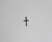 Silver-Plated Christian Cross Pendant for Necklace MINT