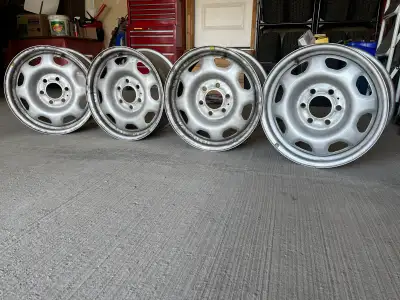 Ford F-150 Winter Rims - Aluminum rims - Comes with sensors - Only lightly used for two seasons
