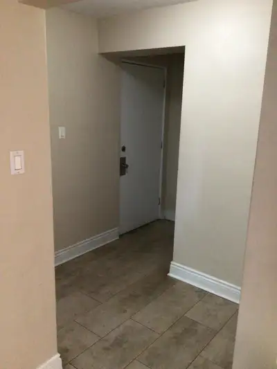 Room for rent, ideal for students or young professionals. Location near Carleton University, Algonqu...