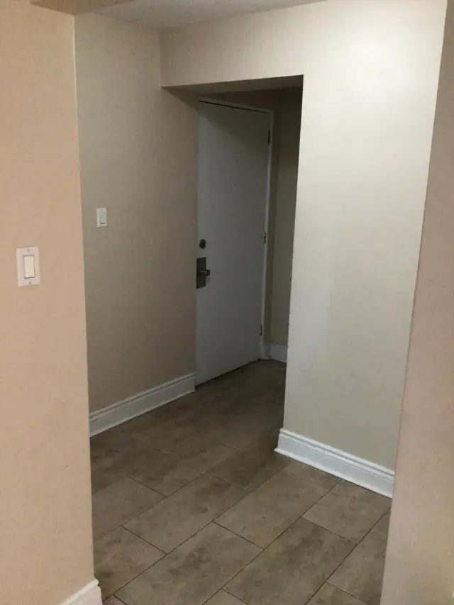 Room Near Carleton U, Algonquin College and The Civic Campus in Room Rentals & Roommates in Ottawa - Image 2