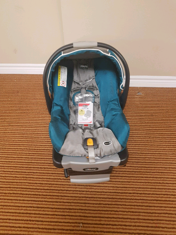 Chicco KeyFit 30 infant car seat in Strollers, Carriers & Car Seats in Mississauga / Peel Region - Image 4