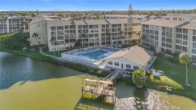 Snowbird Vacation, Florida, Bradenton for Seniors, View more