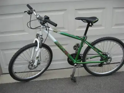 Barely used 21 speed 26" K2 Front Suspension Disc Brakes bike, View more